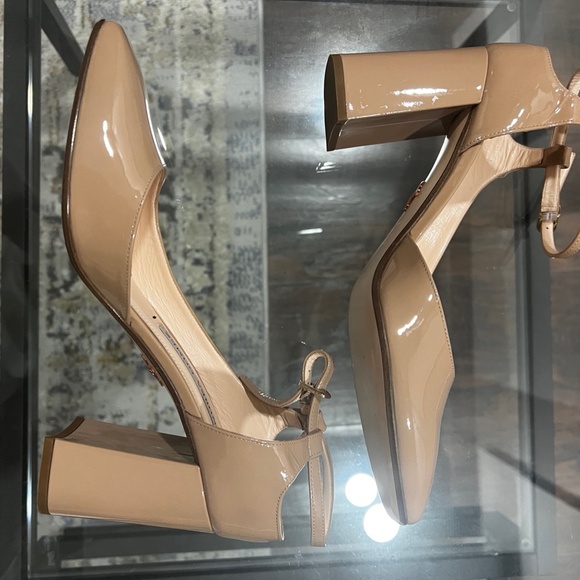Andrea Gomez Gioia Nude Ankle Strap Heels - Picture 3 of 6